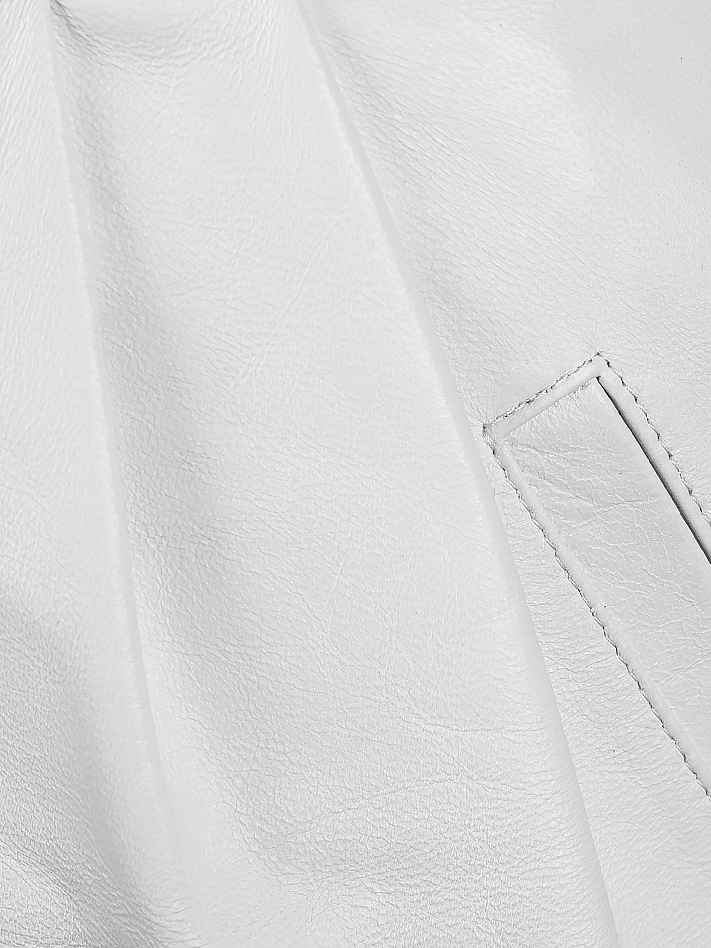 Manokhi Jett Shorts White